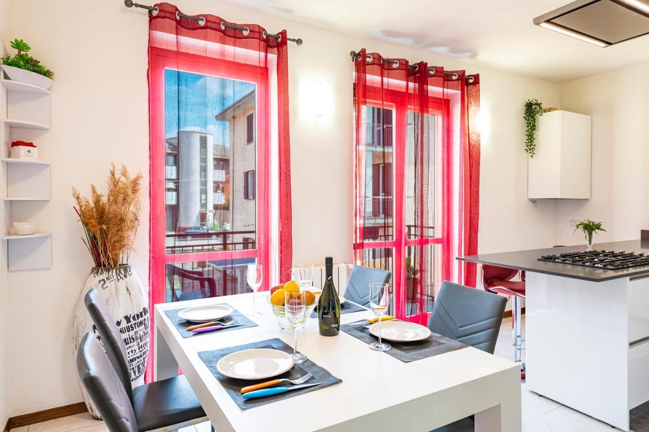Tresa Bay House - Lugano Lake لافينا بونتي تريسا المظهر الخارجي الصورة